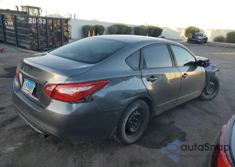2016 Nissan Altima 2.5 из США, поврежденный, VIN 1N4AL3AP3GN321574